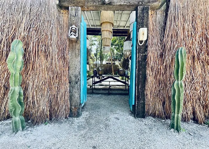 Pal Mar Glamtainer Hotel Tulum