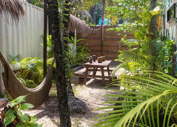 Pal Mar Glamtainer Hotel Tulum